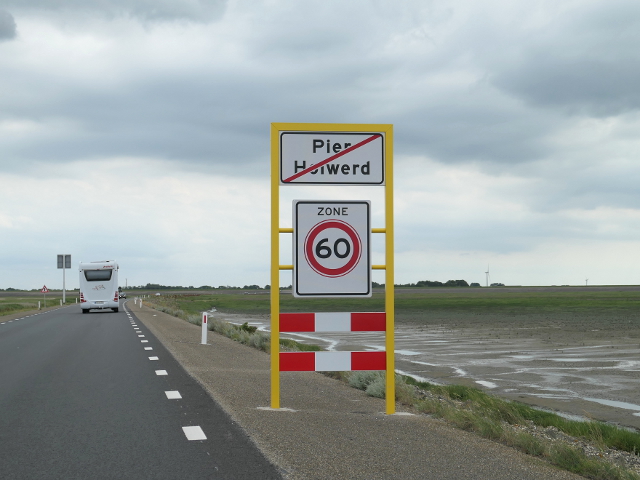 P1090023pierholwerd_e