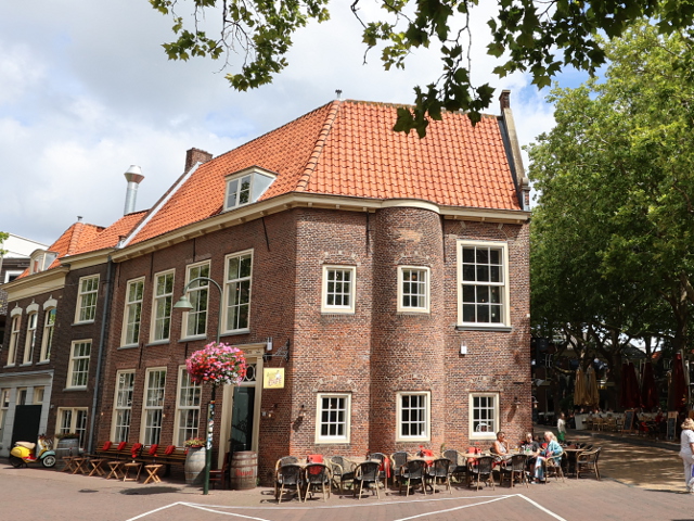 IMG_2458delft_z