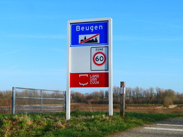 P1240449beugen_ee