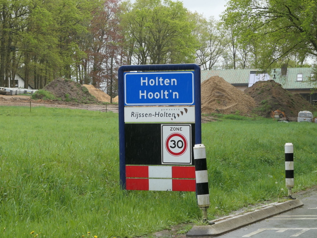 P1270125holtenhooltn_b
