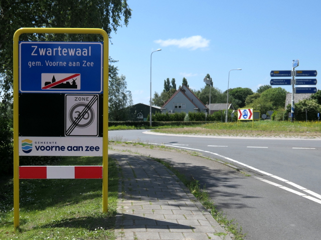 P1290015zwartewaal_ee
