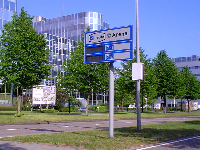 DSC00069proutarena