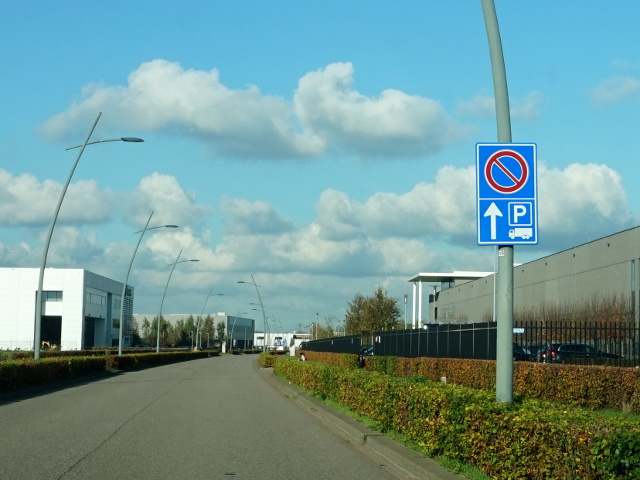 DSC07806bladelpbordje