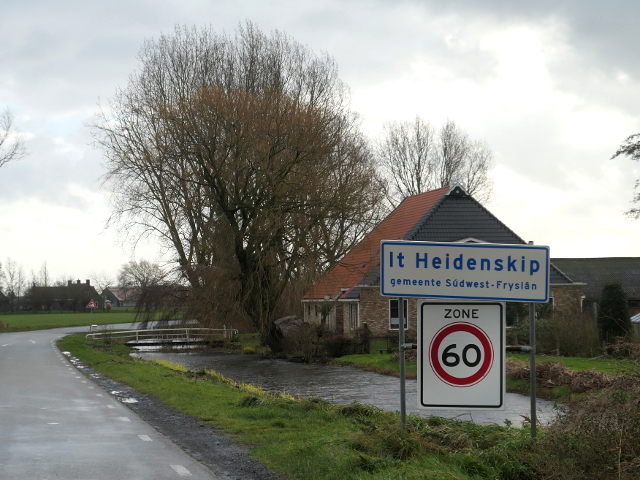 P1330177itheidenskip_w