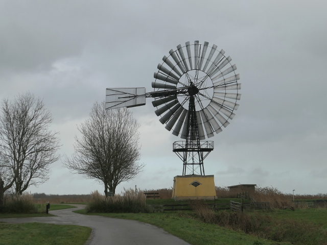 P1330190molkwerumwindmotor_z