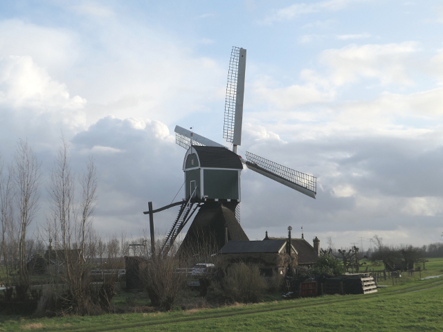 P1330434bleskensgraaf_z