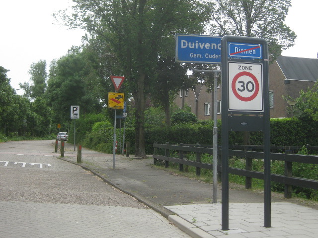 IMG_8653duivendrechtverstopt