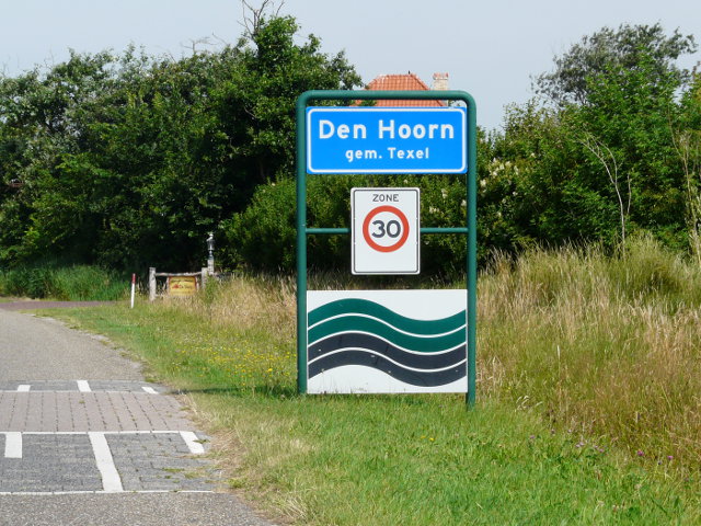 P1080121denhoorn