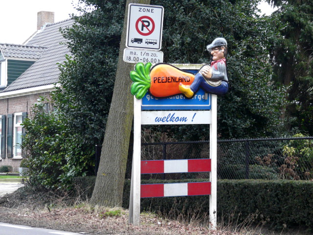 P1120971hoevenpeejenland
