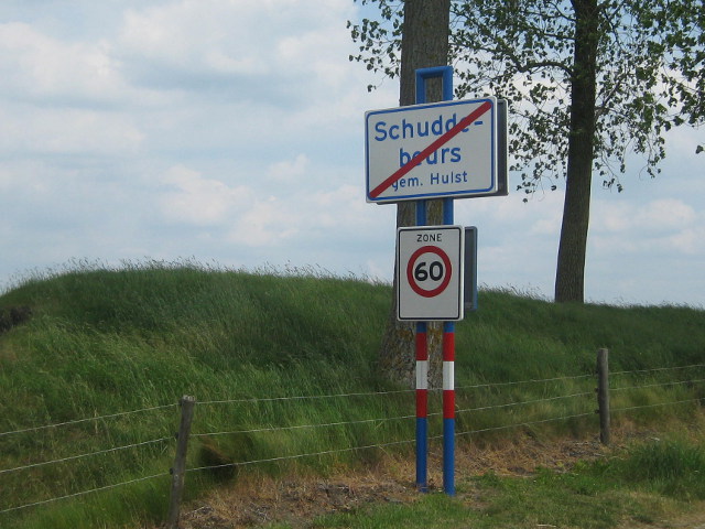 IMG_7993schuddebeurs