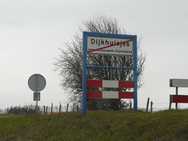 P1020150dijkhuisjes