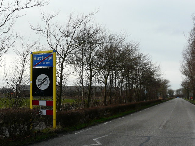 P1020571buttinge
