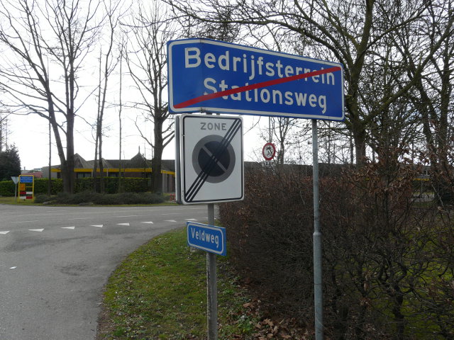 P1030670bedrijfsterreinstationsweg