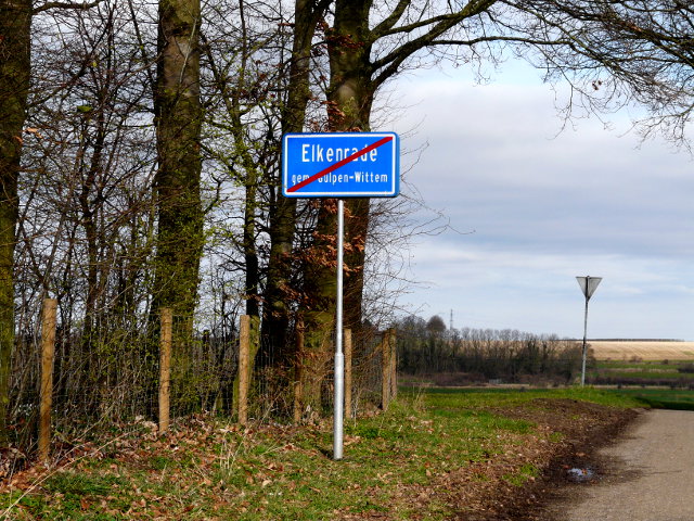 P1030789elkenrade