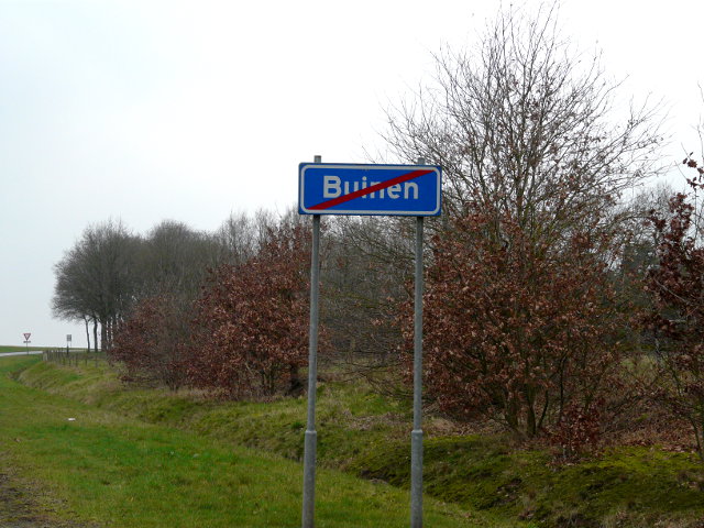P1040048buinen