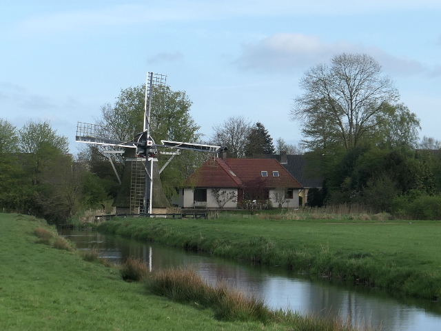 P1360377buitenpost_z