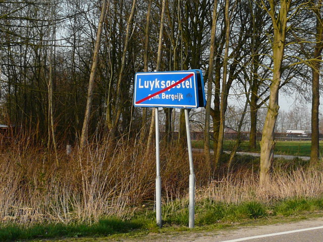 P1040363luyksgestel