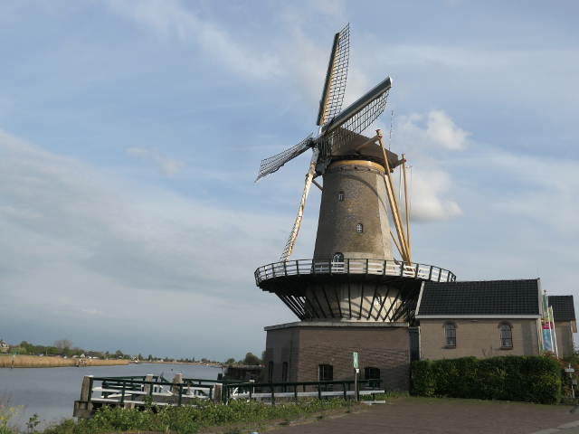 P1360436nieuwerkerkadijssel_z