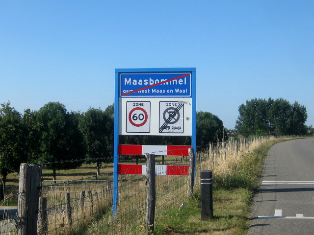 IMG_2091maasbommel