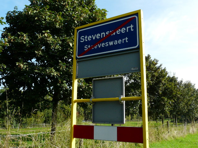 P1000122stevensweert