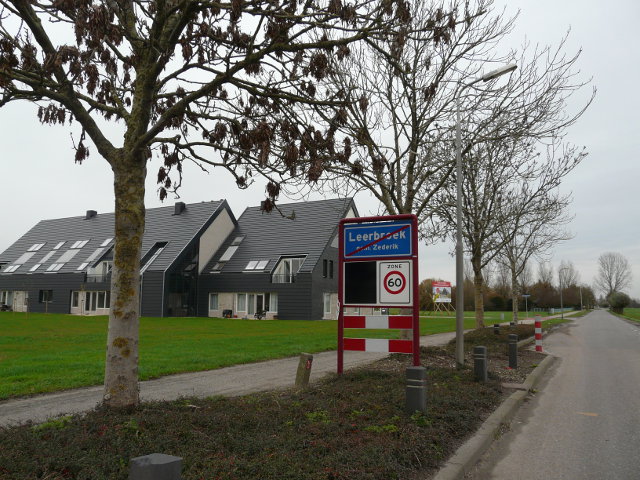 P1010595leerbroek