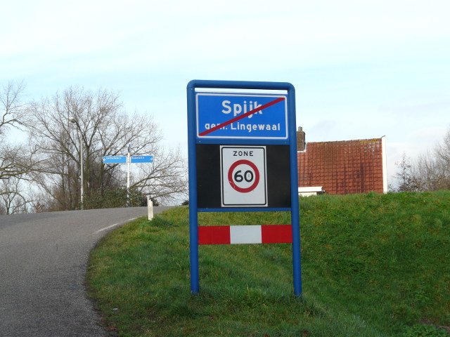 P1020628spijk