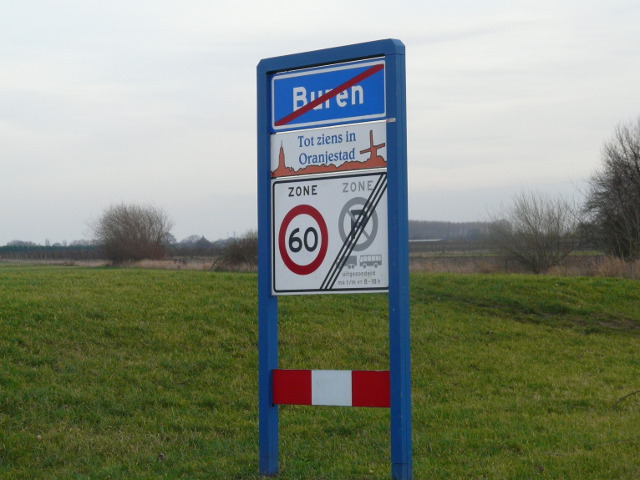 P1020646buren