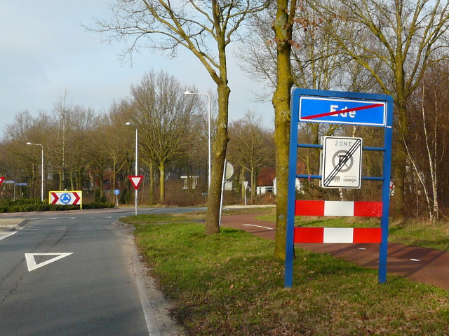 P1020810ede