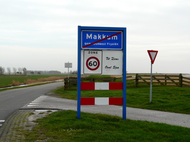 P1040561makkum