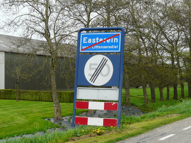 P1050102easterein