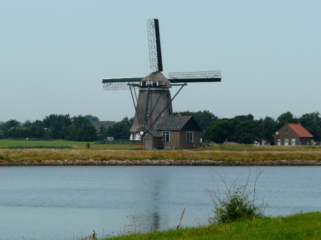 P1080257oost