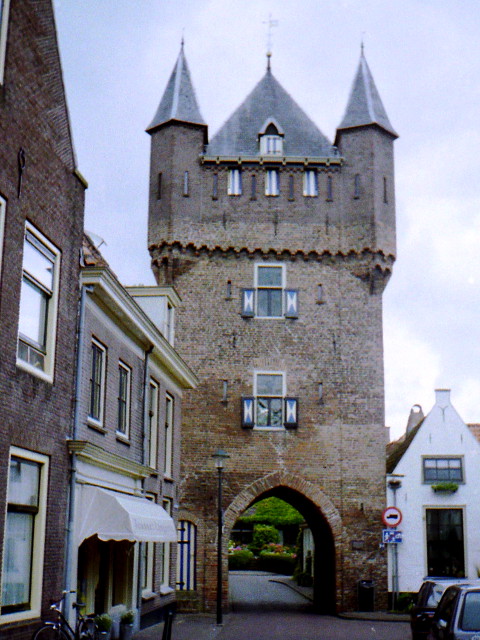 20150129003311_04hattem