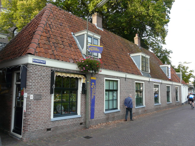 P1100565ouderkerk