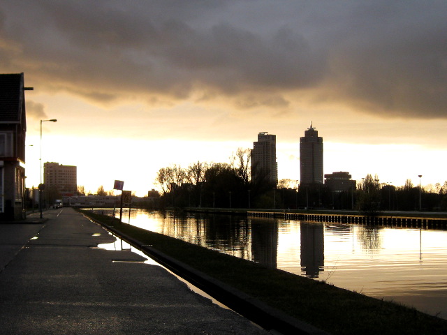omvaltegenlichtt064