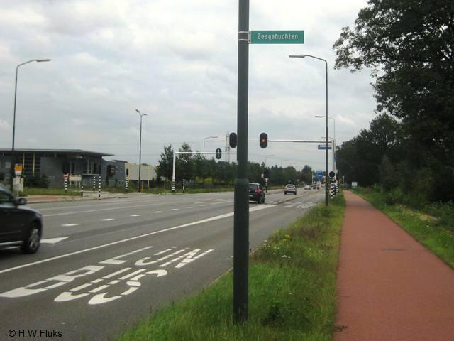zesgehuchten0658
