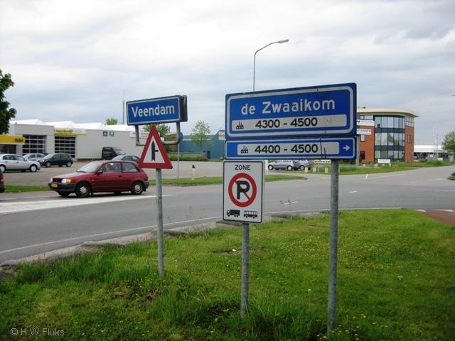 dezwaaikom023