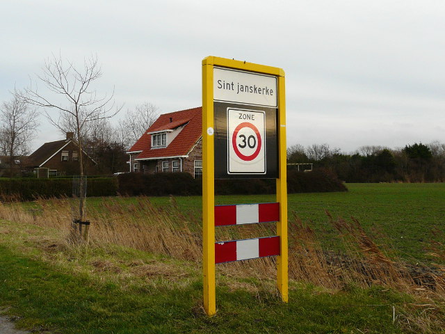 P1020583sintjanskerkekleinej