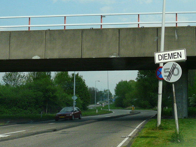 P1050477diemen