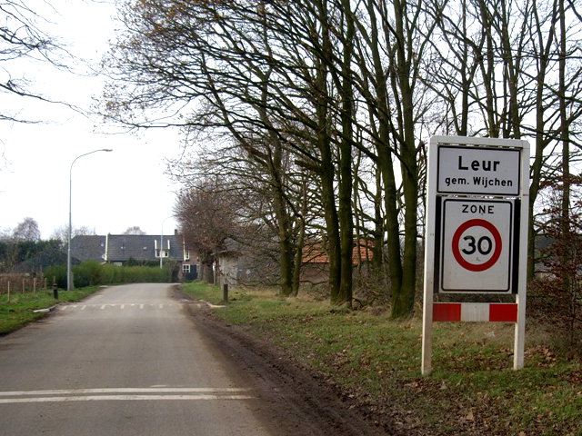 leurIMGP0537