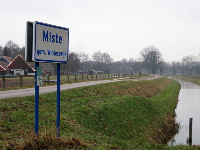 miste051