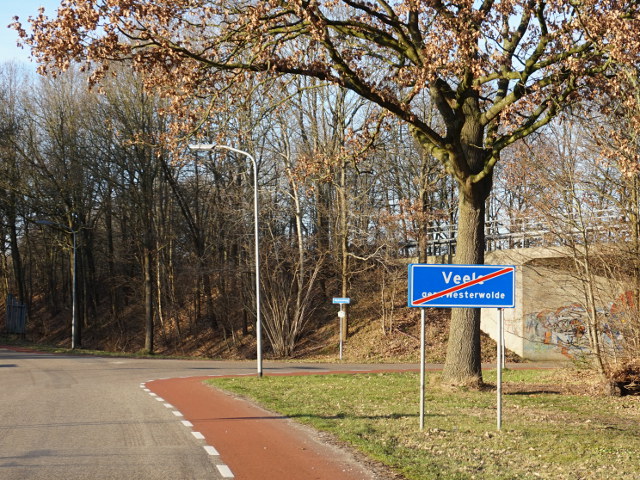 DSC00111veele_e