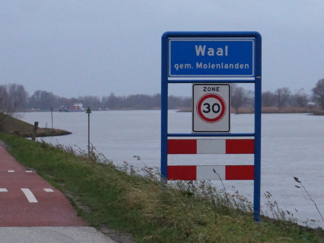 DSC09338waal_b