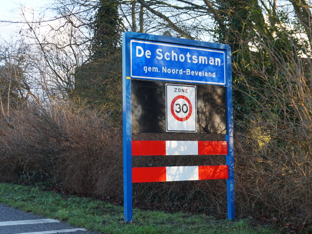 DSC09635deschotsman_b
