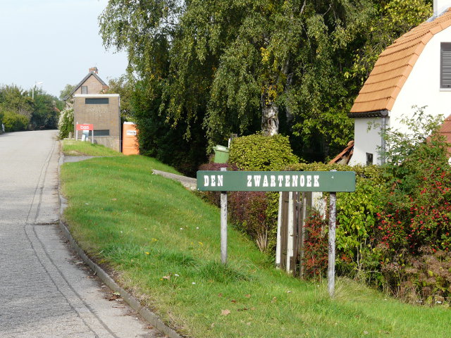 P1000618westdorpedenzwartenoek