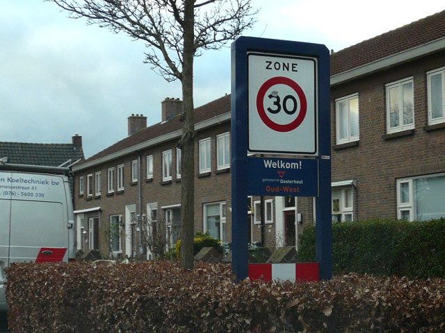 P1210374oudwest