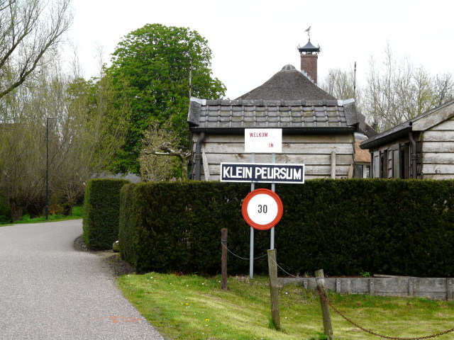 P1240008kleinpeursum
