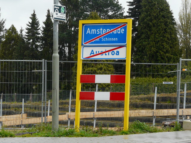 P1240365austroa