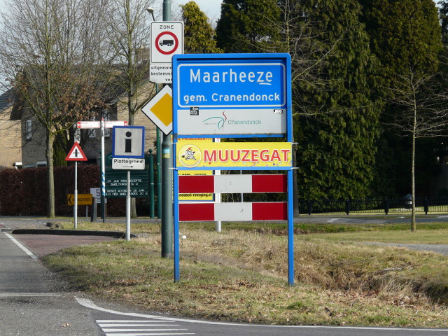 P1300106maarheezemuuzegat