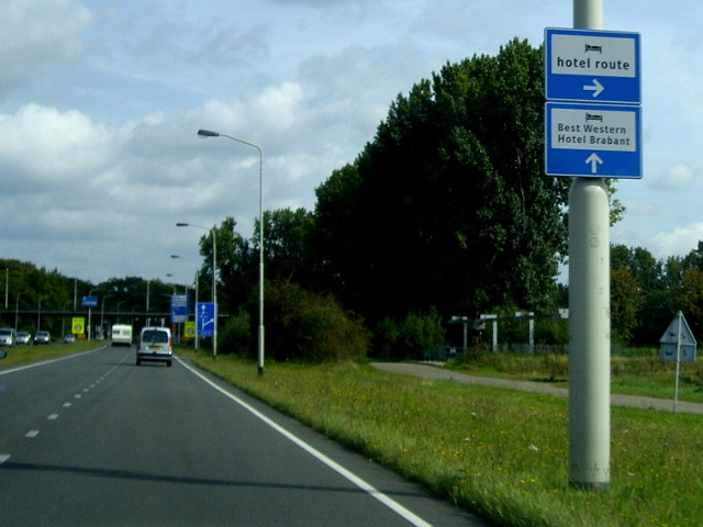IMGP1848hotelbreda