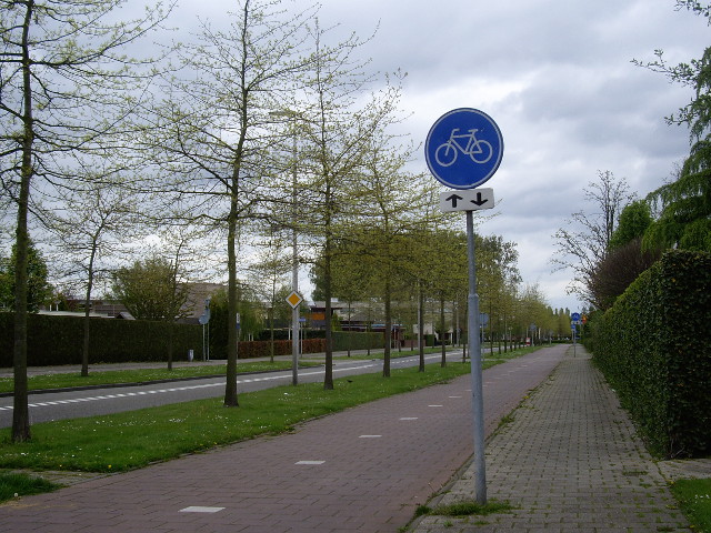 IMGP4517ettenlinks